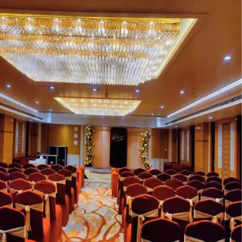 Best Wedding Hotel For Couples in Varanasi